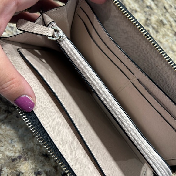 Kate Spade L zip continental wallet - Picture 4 of 5